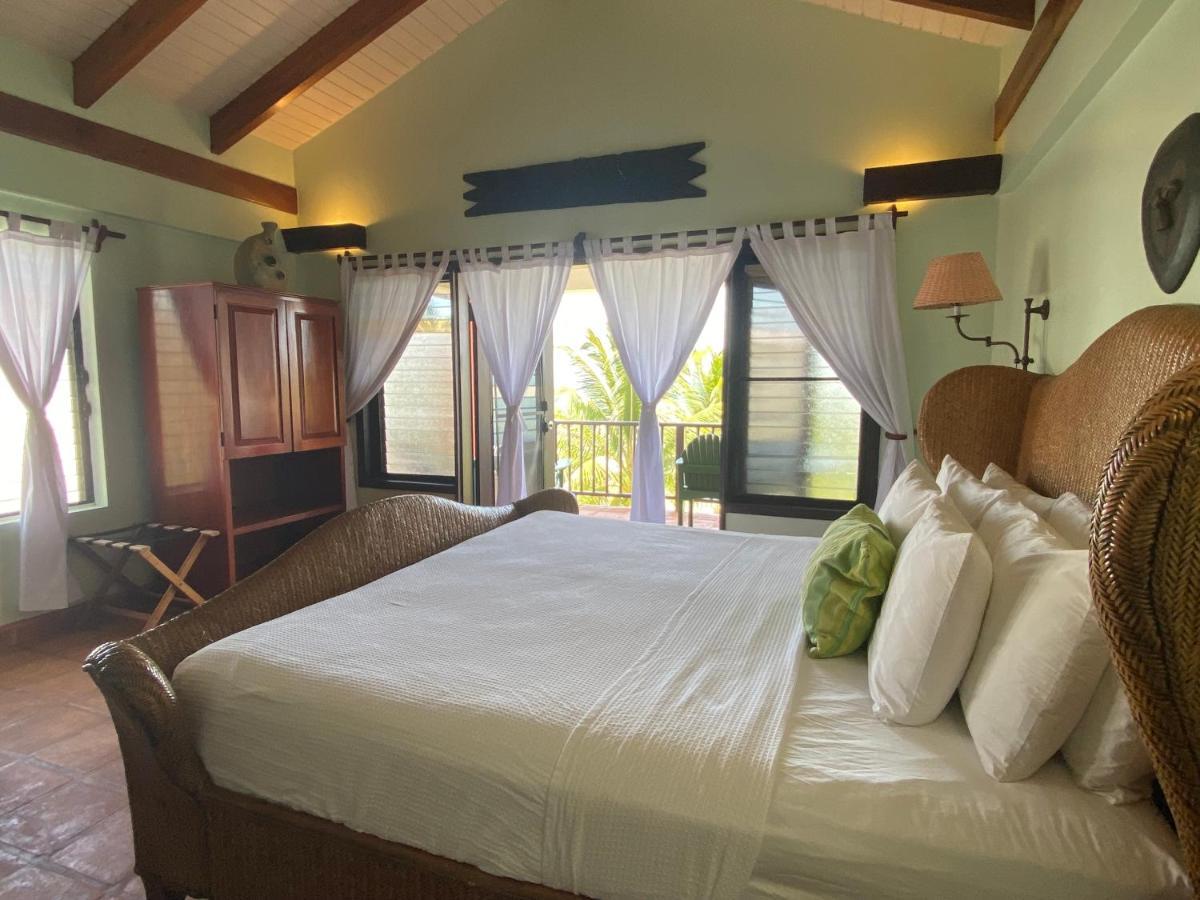 Tranquility Beach Suites Placencia Zewnętrze zdjęcie
