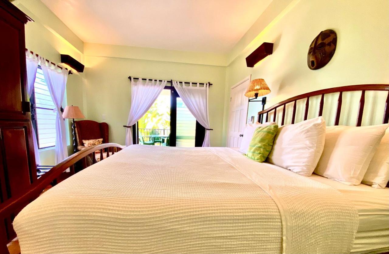 Tranquility Beach Suites Placencia Zewnętrze zdjęcie